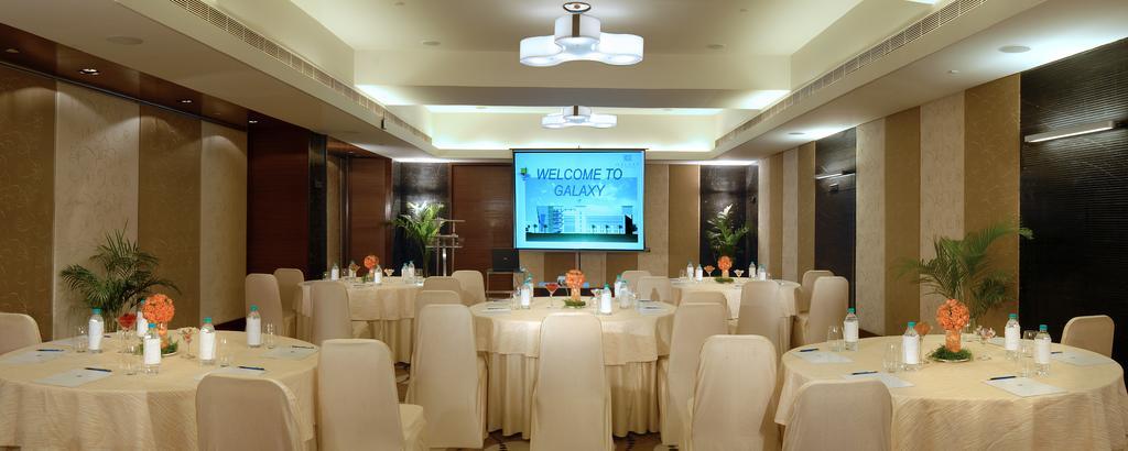 Galaxy Hotel & Spa Gurgaon Exterior foto